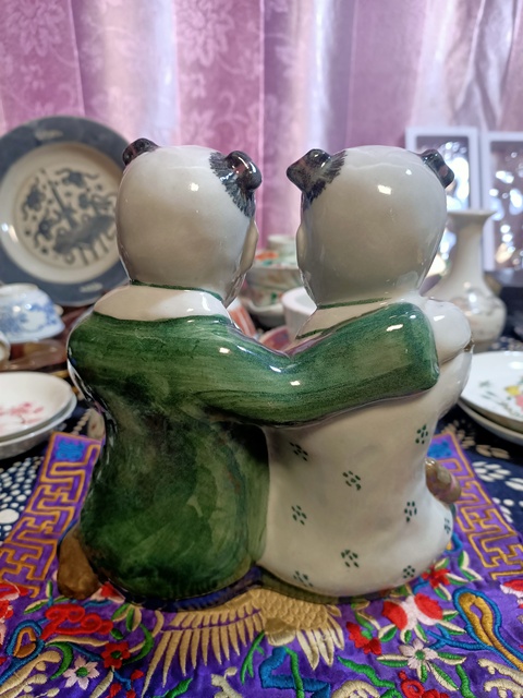 古玩陶瓷粉彩瓷塑拍賣,當前價格4500元