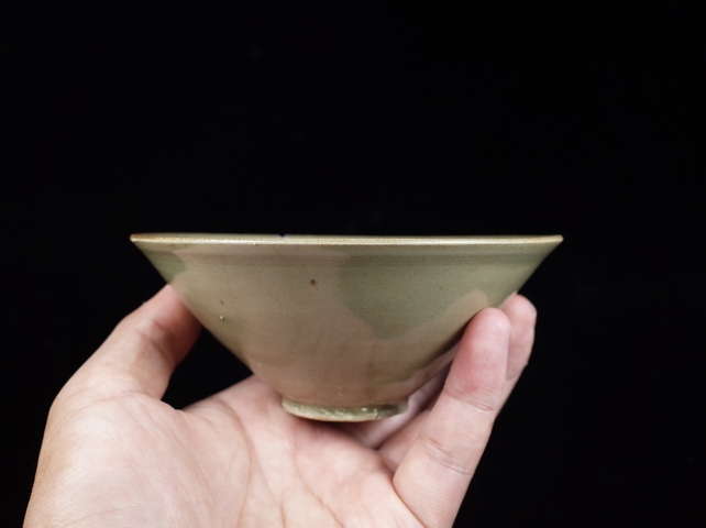 古玩陶瓷耀州窯青瓷斗笠盞拍賣，當前價格9999元