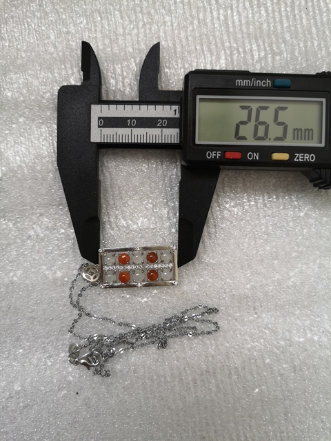 古玩玉器翡翠鑲嵌件拍賣，當前價格220元