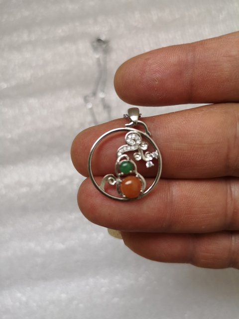 古玩玉器翡翠鑲嵌拍賣(mài),當(dāng)前價(jià)格260元