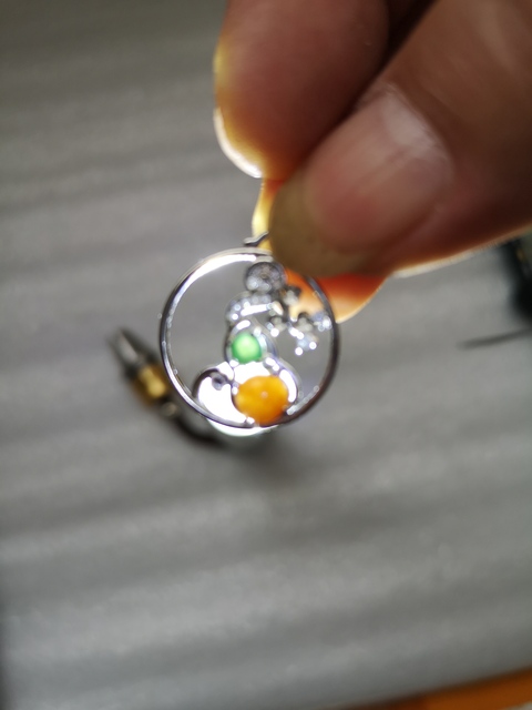 古玩玉器翡翠鑲嵌拍賣(mài),當(dāng)前價(jià)格260元