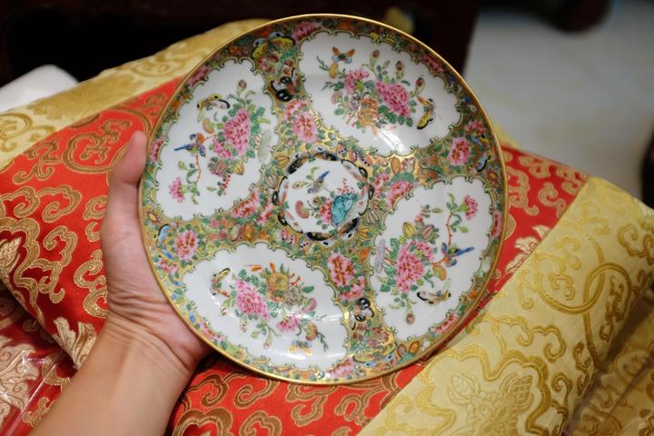 古玩陶瓷清.花鳥紋廣彩盤拍賣，當前價格999元