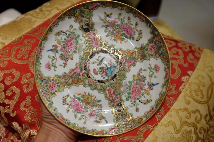 古玩陶瓷清.花鳥紋廣彩盤拍賣，當前價格999元