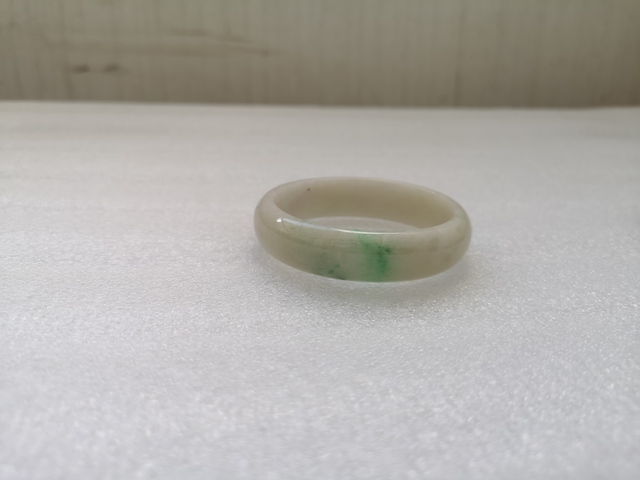 古玩玉器翡翠鐲拍賣,當前價格580元