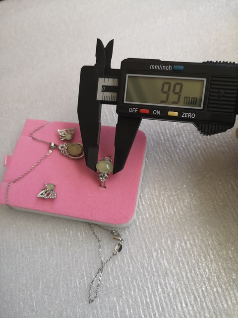 古玩玉器翡翠鑲嵌件拍賣,當前價格398元