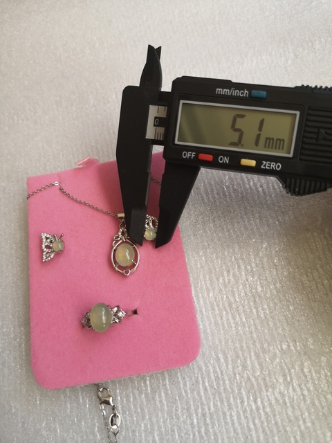 古玩玉器翡翠鑲嵌件拍賣,當前價格398元