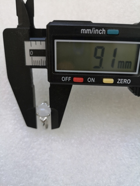 古玩玉器翡翠鑲嵌戒指拍賣，當前價格135元