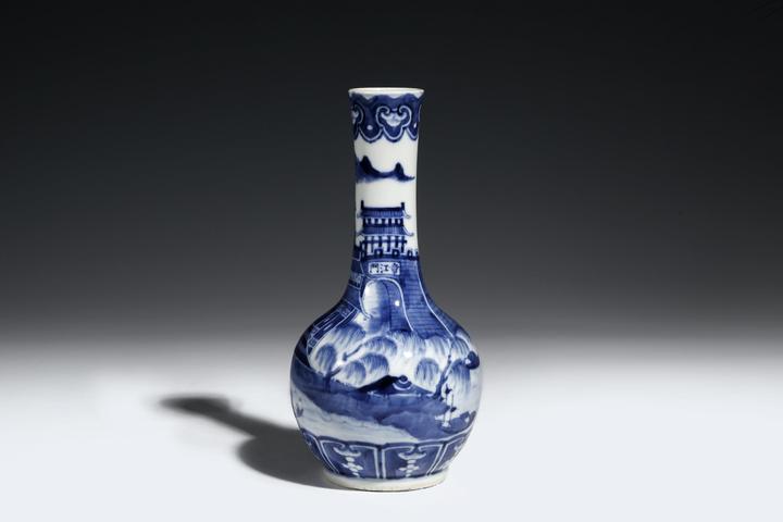 古玩陶瓷清晚·青花通景山水人物樓亭紋瓶拍賣，當(dāng)前價(jià)格9999元
