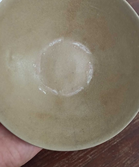 古玩陶瓷五代十國越窯黃釉斗笠盞拍賣，當前價格6666元