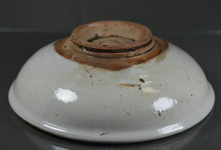 古玩陶瓷（明）花卉紋盤拍賣，當前價格500元