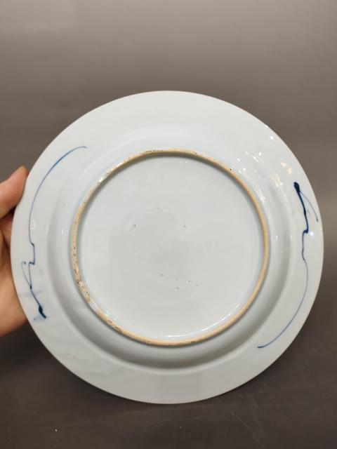古玩陶瓷(精品)33期：清康熙-青花纏枝花卉紋大盤拍賣，當前價格1999元