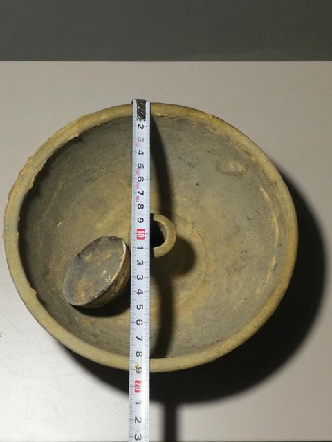 古玩陶瓷西晉七子彩繪仰蓮紋陶燈（少見）拍賣，當(dāng)前價(jià)格3999元