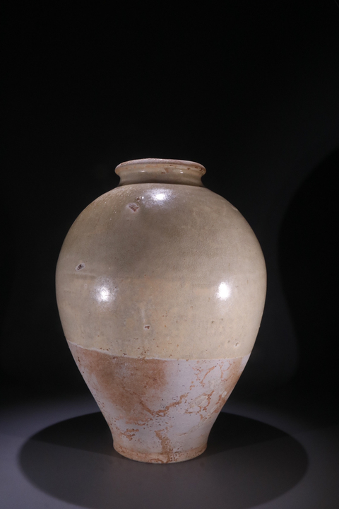 古玩陶瓷隋唐青釉鞏縣窯大罐拍賣，當前價格19999元