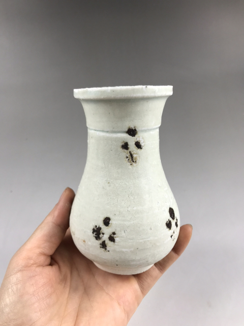 古玩陶瓷宋元影青點(diǎn)彩花瓶拍賣，當(dāng)前價格2999元