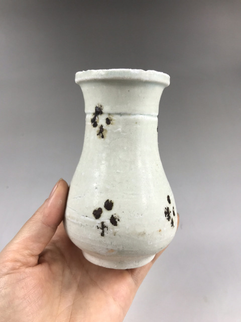古玩陶瓷宋元影青點(diǎn)彩花瓶拍賣，當(dāng)前價格2999元