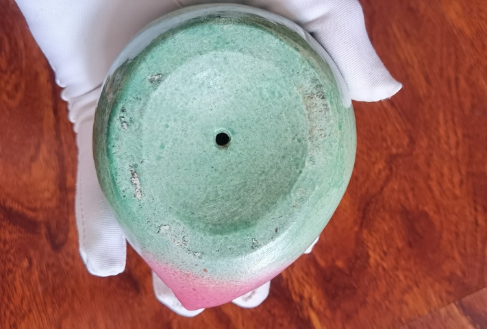 古玩陶瓷粉彩像生瓷桃拍賣，當前價格980元