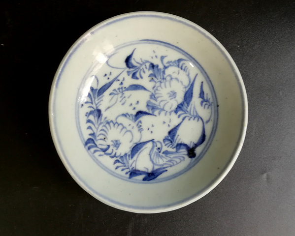 古玩陶瓷清早期花鳥紋青花盤拍賣，當前價格999元