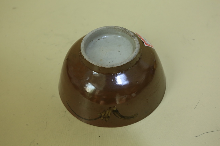 古玩陶瓷醬釉花卉紋碗拍賣,當前價格999元
