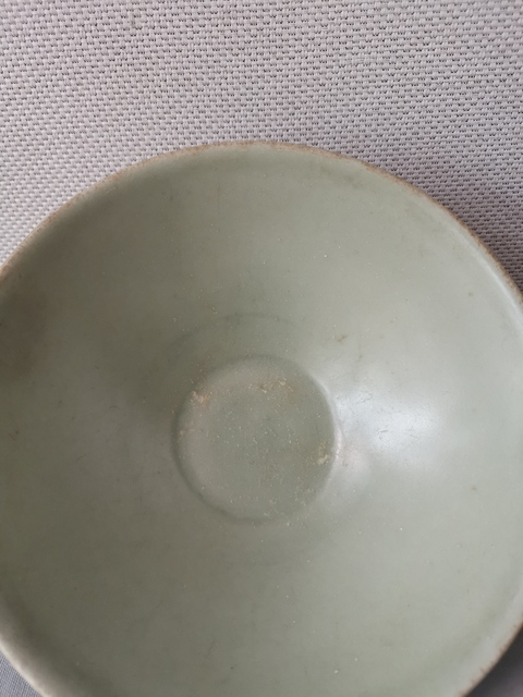 古玩陶瓷精品宋代龍泉窯青釉蓮瓣碗拍賣，當(dāng)前價(jià)格8800元