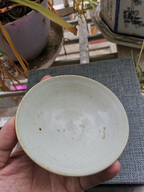 古玩陶瓷宋白瓷唇邊盞拍賣，當(dāng)前價(jià)格1666元