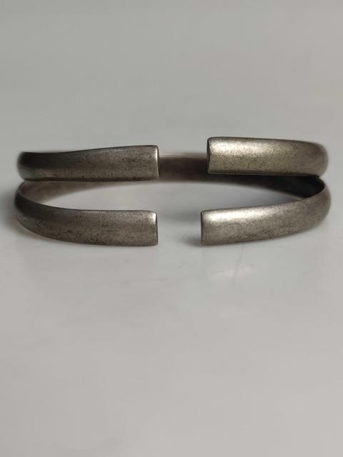 古玩雜項(xiàng)民國(guó)時(shí)期老的純銀手鐲拍賣，當(dāng)前價(jià)格999元