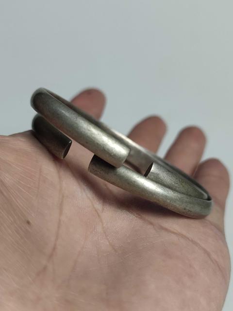 古玩雜項(xiàng)民國(guó)時(shí)期老的純銀手鐲拍賣，當(dāng)前價(jià)格999元