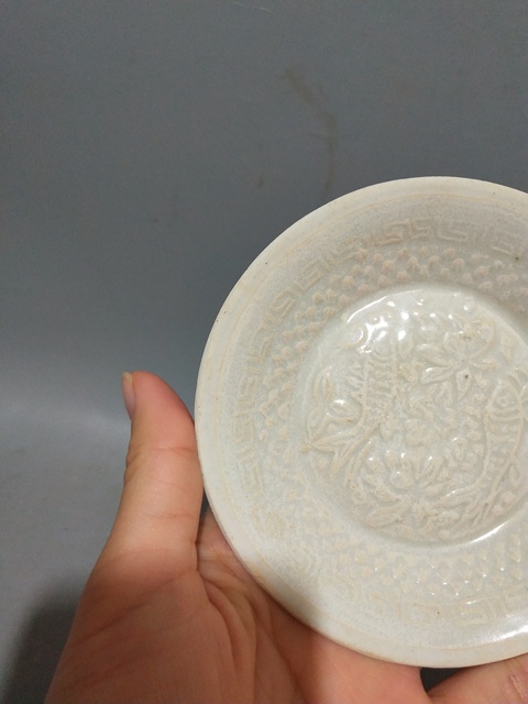 古玩陶瓷影青印花盤拍賣，當(dāng)前價(jià)格3999元