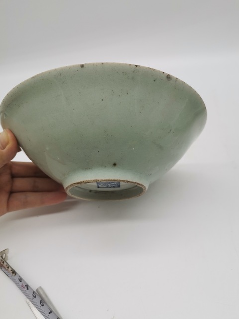 古玩陶瓷清中期.大尺寸豆青釉碗170一手拍賣,當前價格188元