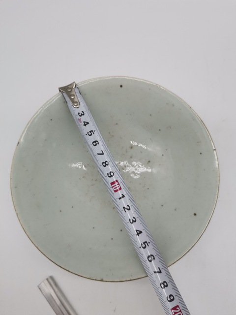 古玩陶瓷清中期.大尺寸豆青釉碗170一手拍賣,當前價格188元