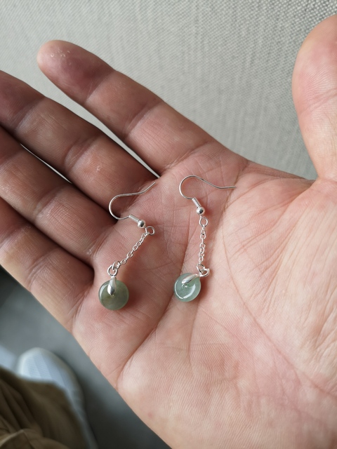 古玩玉器翡翠鑲嵌耳墜拍賣,當(dāng)前價(jià)格220元