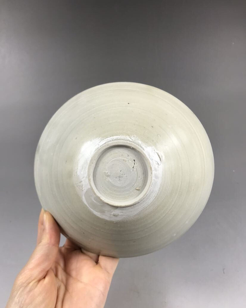 古玩陶瓷景德鎮(zhèn)窯系篦劃紋碗拍賣，當(dāng)前價(jià)格1800元