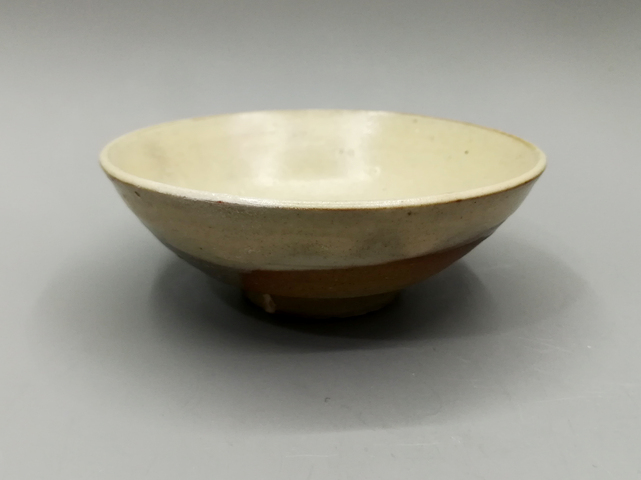 古玩陶瓷胎薄釉美的元磁州窯盞拍賣,當(dāng)前價(jià)格999元