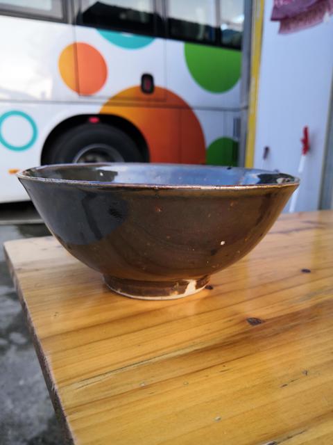 古玩陶瓷疊燒醬釉碗拍賣，當前價格188元