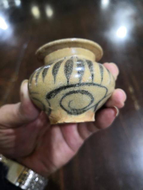 古玩陶瓷玉溪窯青花蓋罐(已保真)拍賣(mài),當(dāng)前價(jià)格3000元