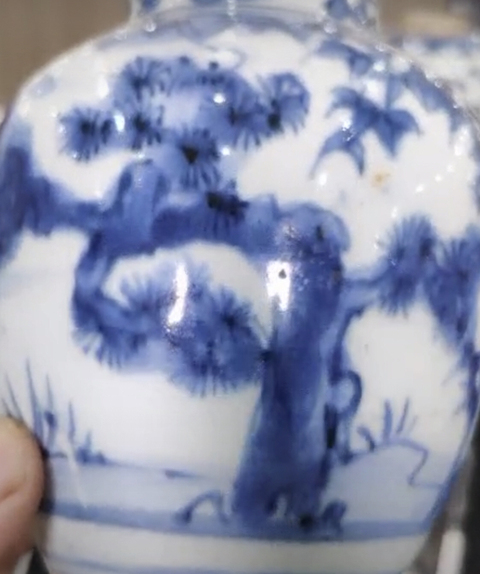 古玩陶瓷青花松竹梅紋罐拍賣，當(dāng)前價(jià)格33888元