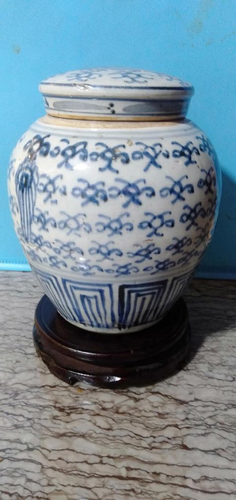 古玩陶瓷青花花卉紋蓋罐拍賣，當前價格2898元