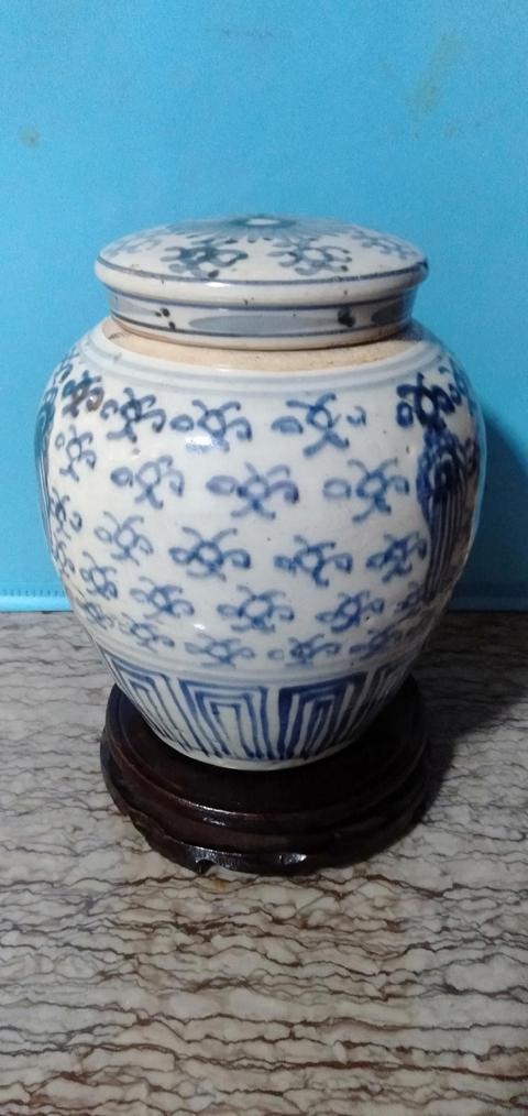 古玩陶瓷青花花卉紋蓋罐拍賣，當前價格2898元