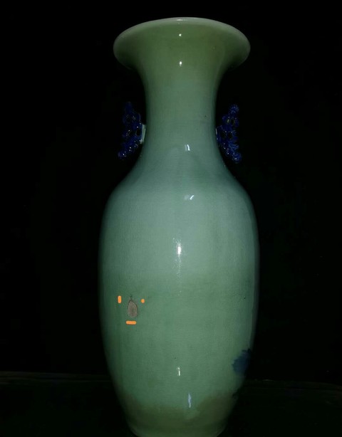 古玩陶瓷清代山水紋青花雙耳撇口瓶拍賣,當前價格2980元