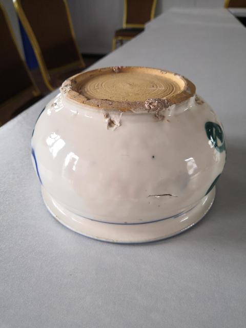 古玩陶瓷青花釉上彩花卉紋香爐拍賣，當(dāng)前價(jià)格350元