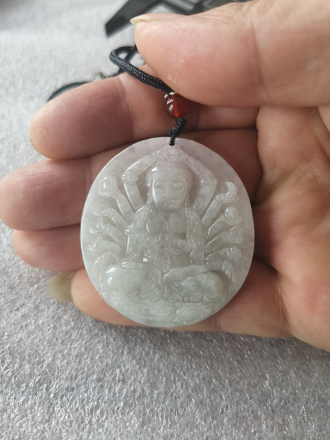 古玩玉器千手觀音拍賣，當(dāng)前價(jià)格260元