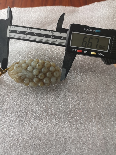 古玩玉器葡萄掛件拍賣，當前價格450元