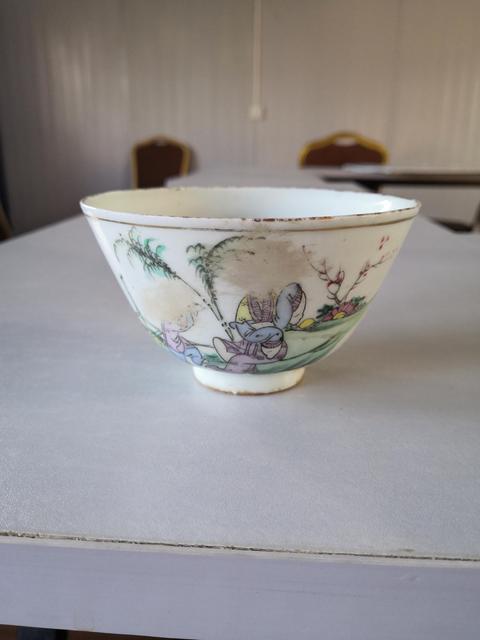 古玩陶瓷粉彩人物紋碗拍賣，當前價格260元
