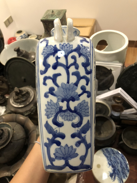 古玩陶瓷鳳凰鳥青花扁壺拍賣，當(dāng)前價(jià)格1200元