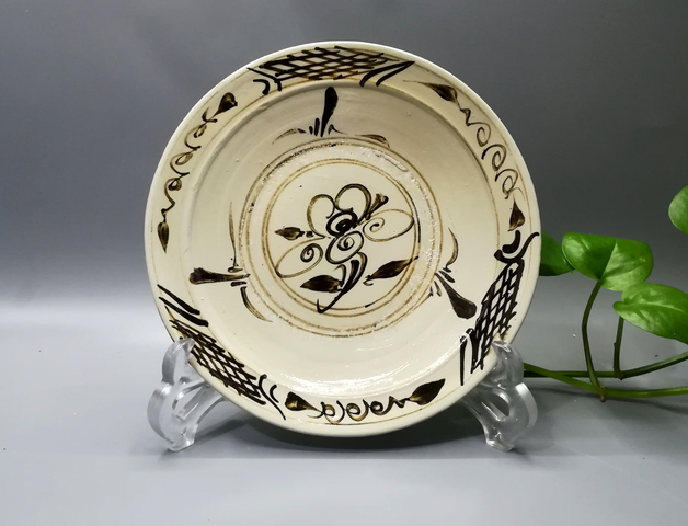 古玩陶瓷元明磁州窯白底褐花盤拍賣，當前價格800元