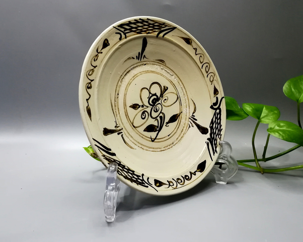 古玩陶瓷元明磁州窯白底褐花盤拍賣，當前價格800元
