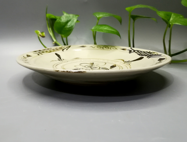 古玩陶瓷元明磁州窯白底褐花盤拍賣，當前價格800元