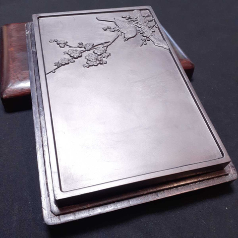 古玩雜項(xiàng)端硯喜上眉梢硯拍賣,當(dāng)前價(jià)格3000元
