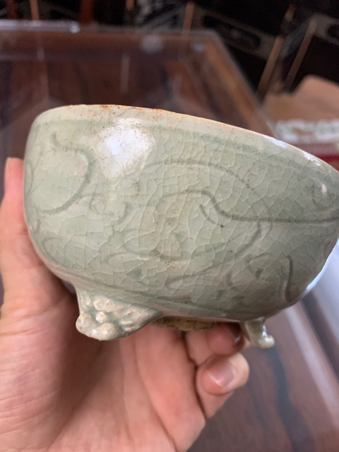 古玩陶瓷龍泉窯青釉三足爐拍賣,當(dāng)前價(jià)格26000元