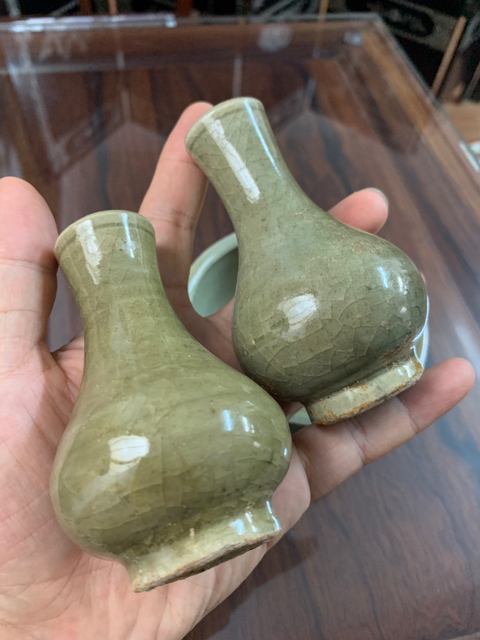 古玩陶瓷龍泉窯青釉三足爐拍賣,當(dāng)前價(jià)格26000元