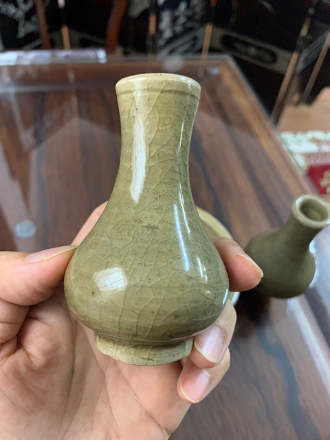 古玩陶瓷龍泉窯青釉三足爐拍賣,當(dāng)前價(jià)格26000元